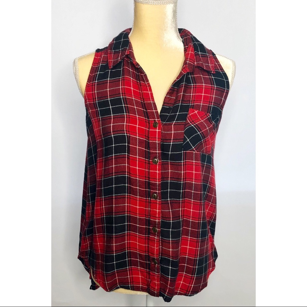No Boundaries Women’s Plaid & Lace Tank Top - M
